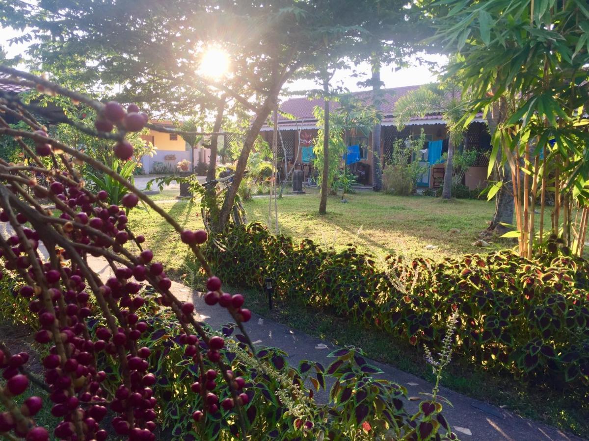 פנתאי צנאנג Soluna Guest House מראה חיצוני תמונה