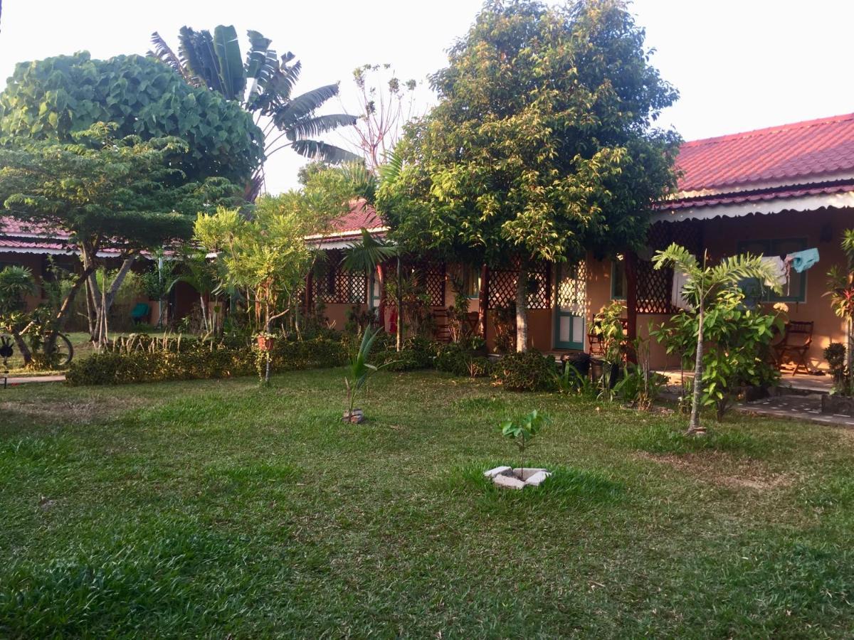 פנתאי צנאנג Soluna Guest House מראה חיצוני תמונה