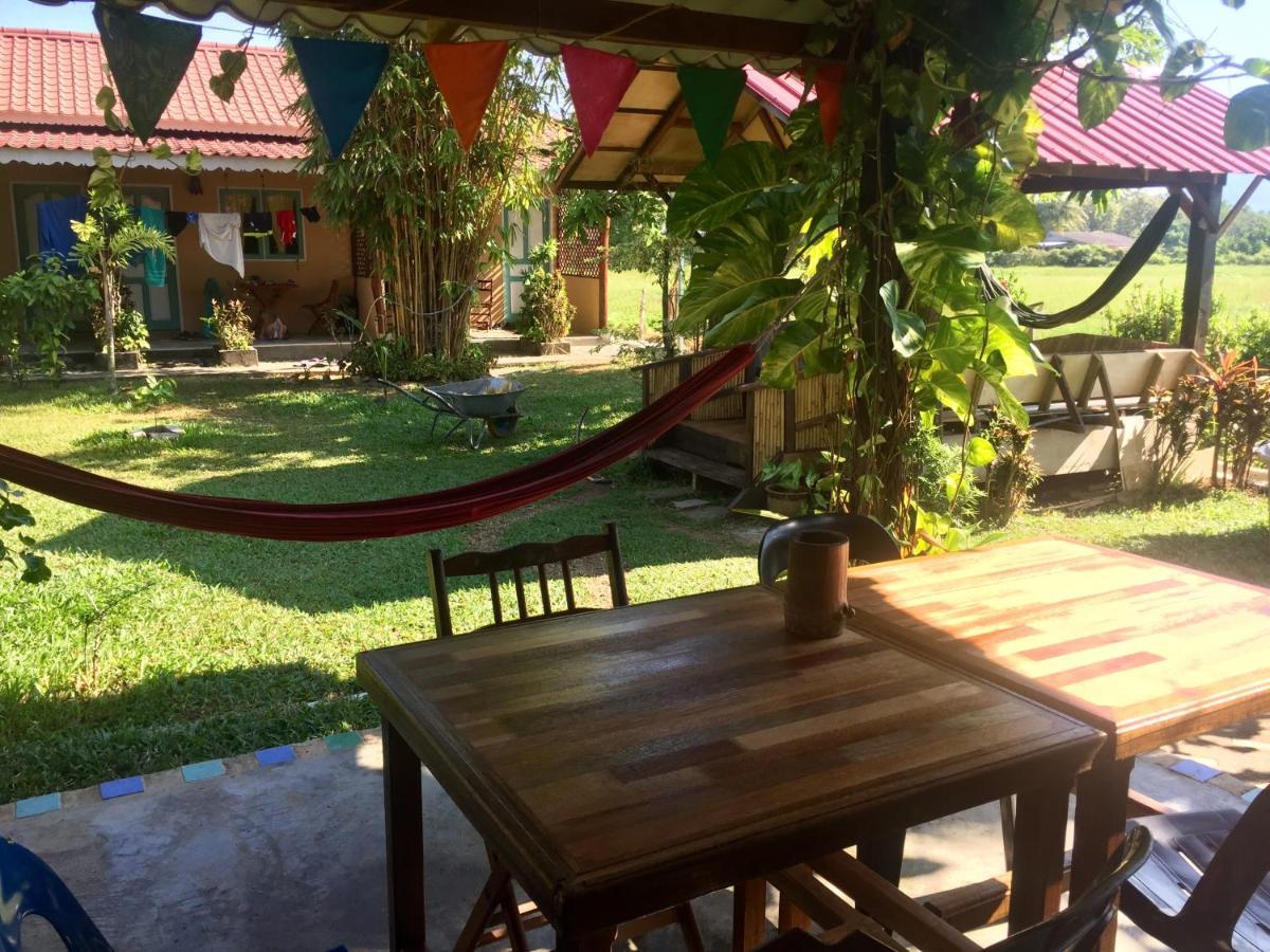 פנתאי צנאנג Soluna Guest House מראה חיצוני תמונה