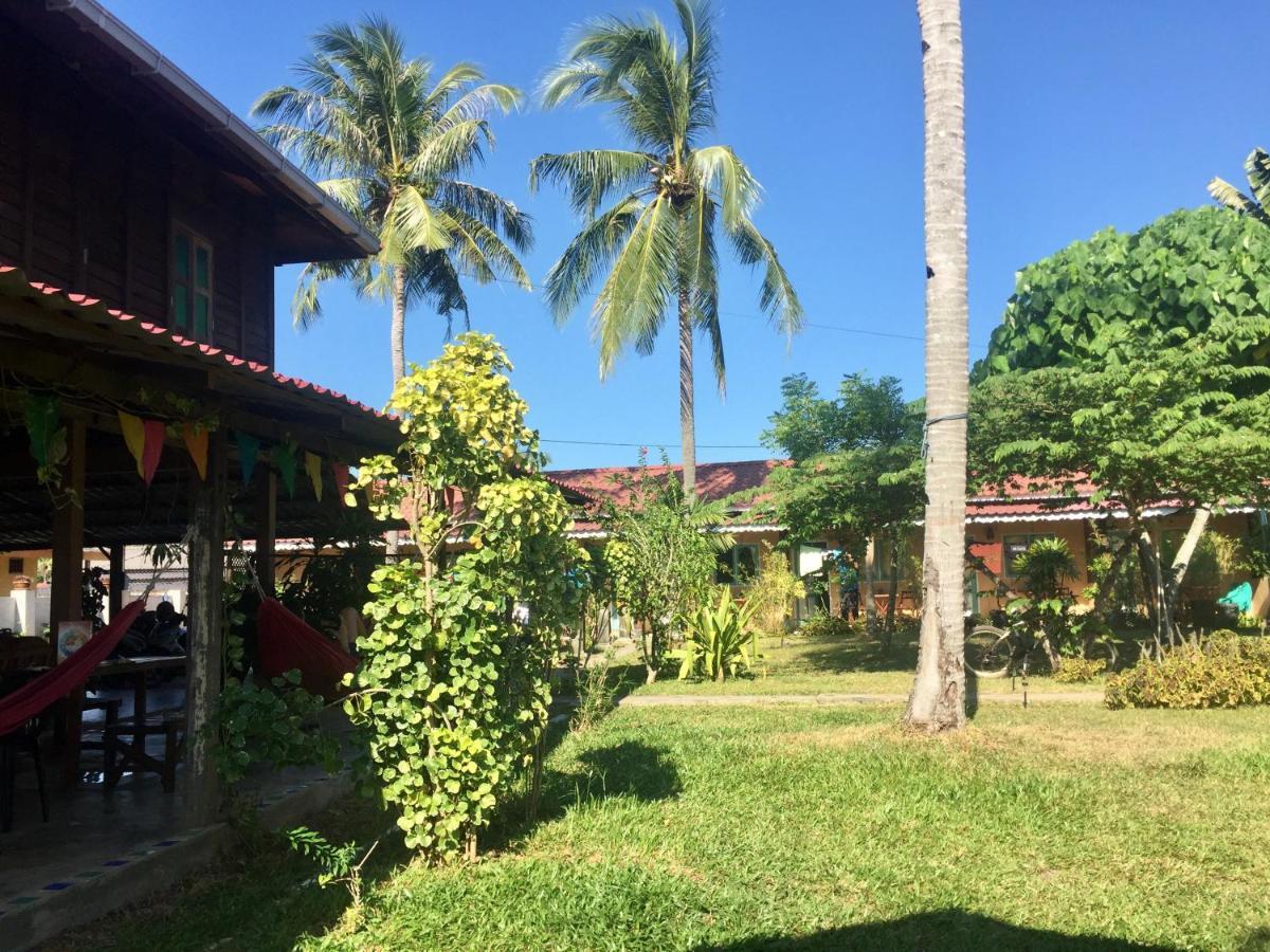 פנתאי צנאנג Soluna Guest House מראה חיצוני תמונה
