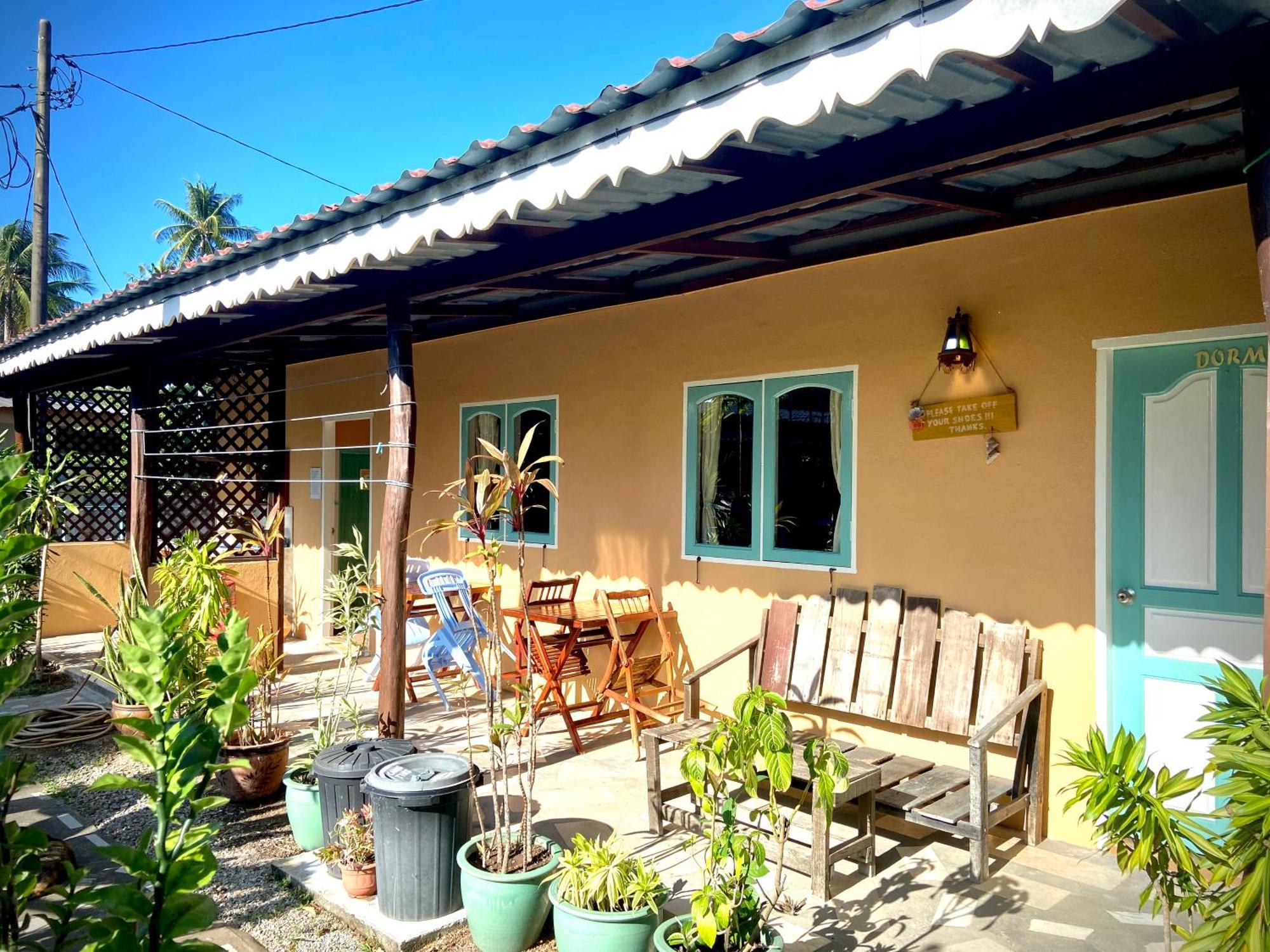 פנתאי צנאנג Soluna Guest House מראה חיצוני תמונה