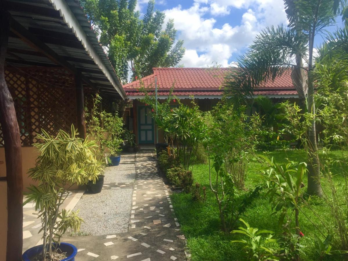 פנתאי צנאנג Soluna Guest House מראה חיצוני תמונה