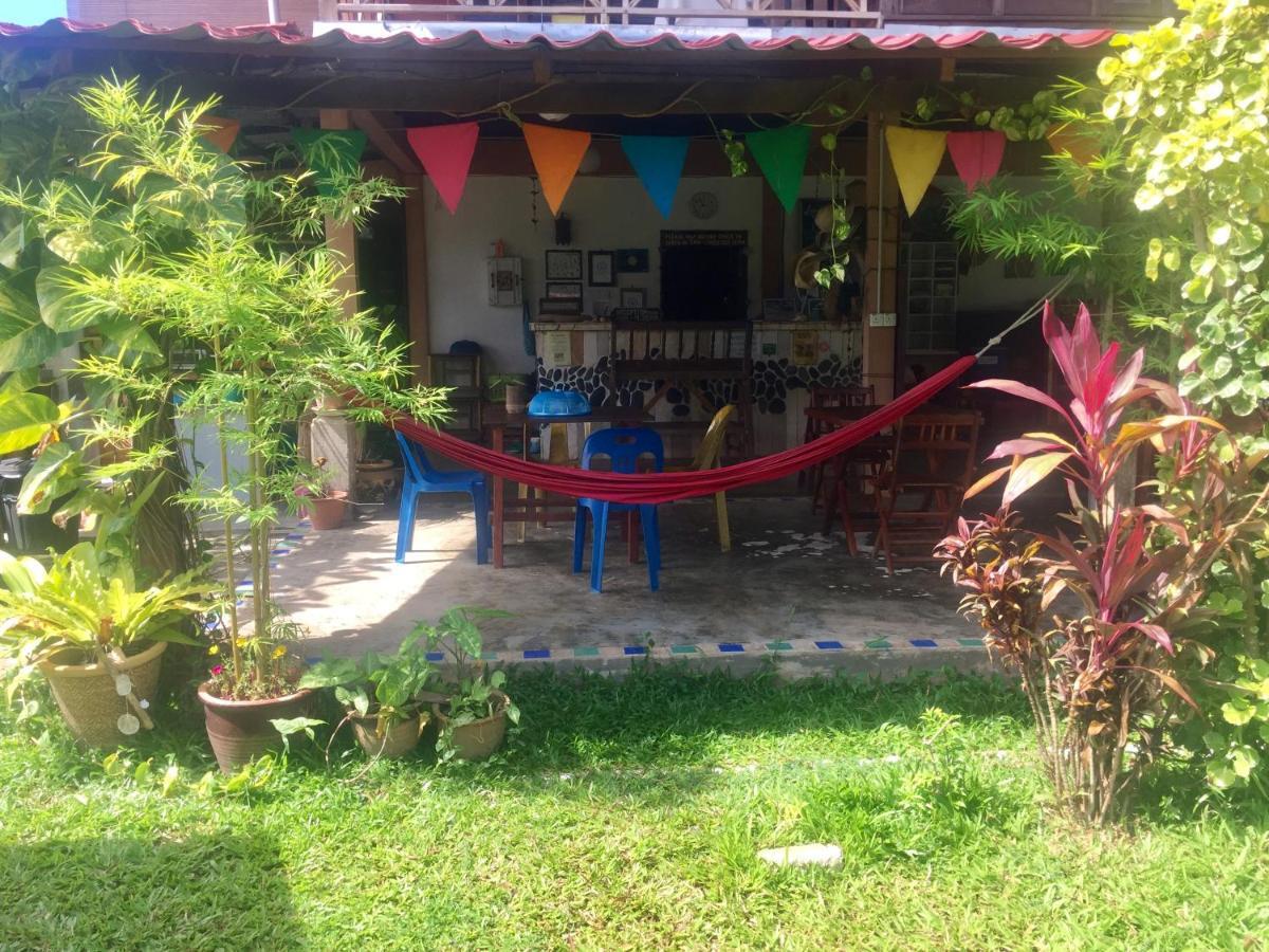 פנתאי צנאנג Soluna Guest House מראה חיצוני תמונה