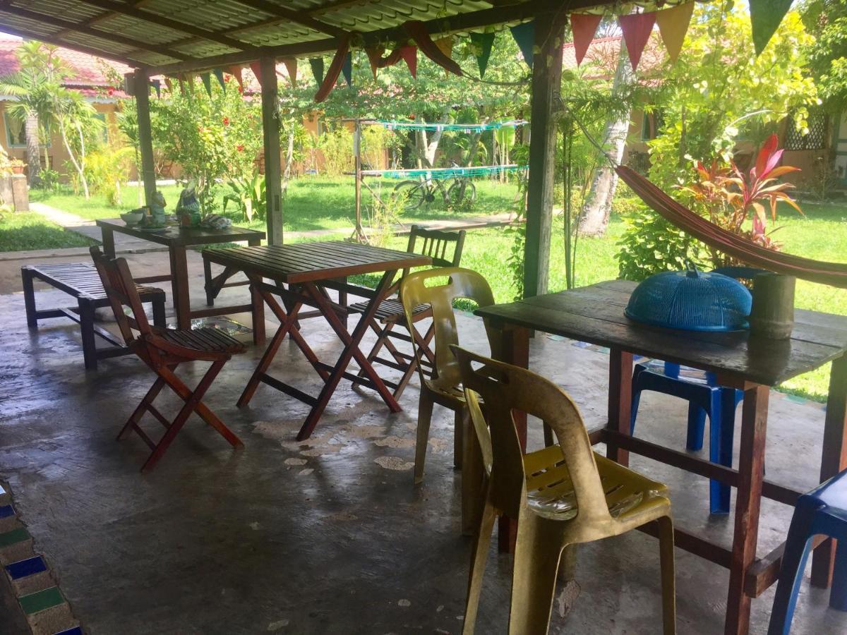 פנתאי צנאנג Soluna Guest House מראה חיצוני תמונה
