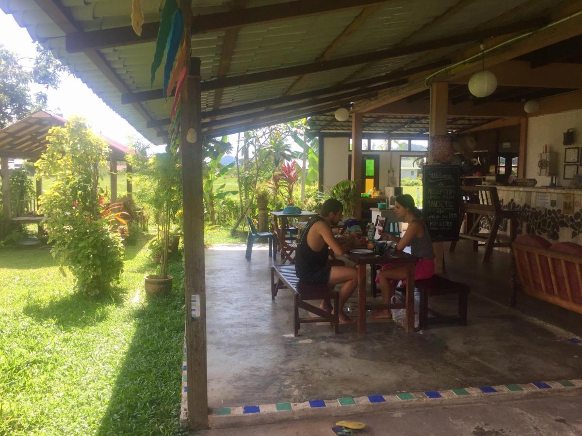 פנתאי צנאנג Soluna Guest House מראה חיצוני תמונה