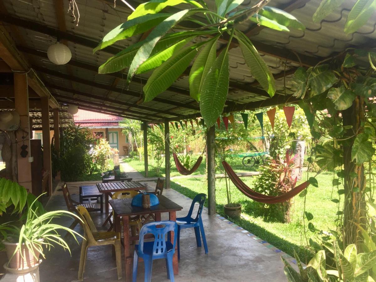 פנתאי צנאנג Soluna Guest House מראה חיצוני תמונה